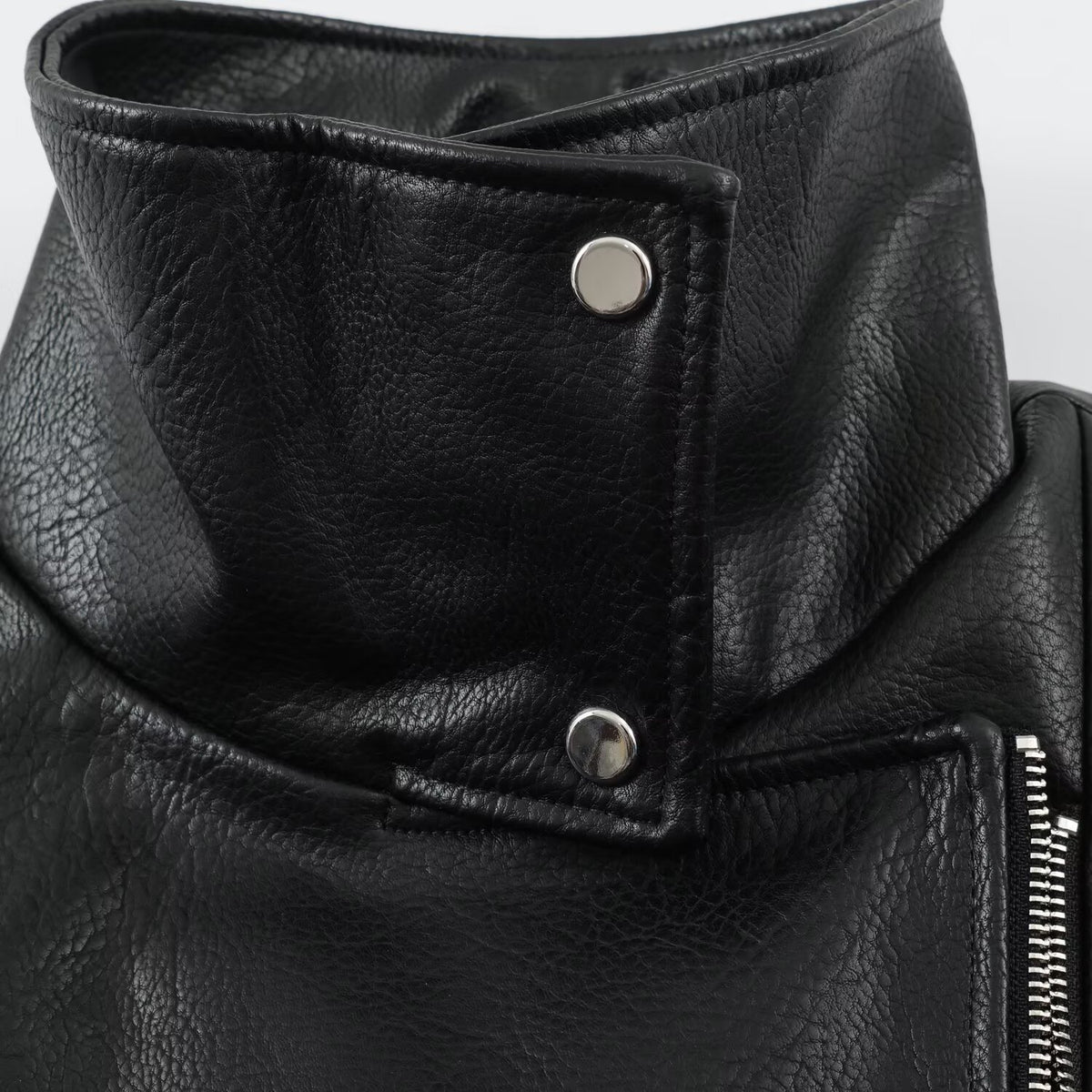 Long sleeved semi high neck jacket